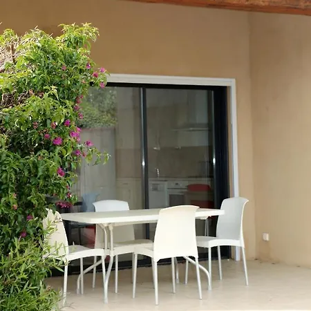 Aparthotel Casa Mia *