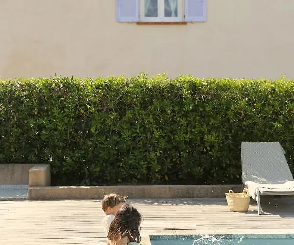 Casa Mia 4*